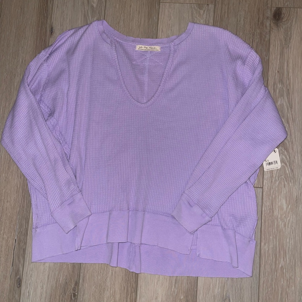 NWT - Free People Purple V-Neck Long Sleeve Top: XS (runs really really big)